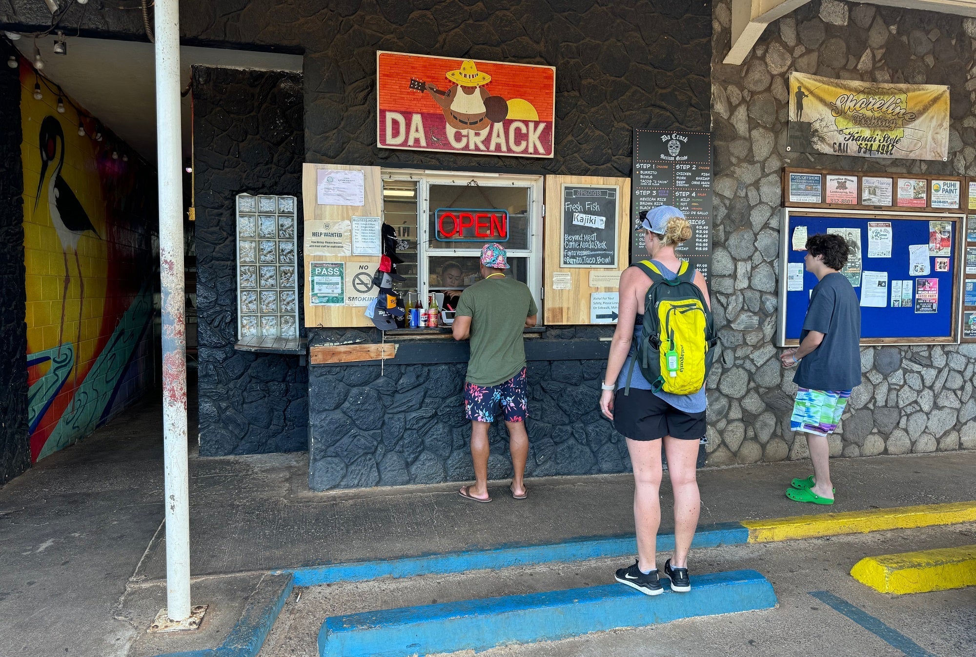 Da Crack Mexican Grinds: Loud Flavor, No Apologies in Poipu