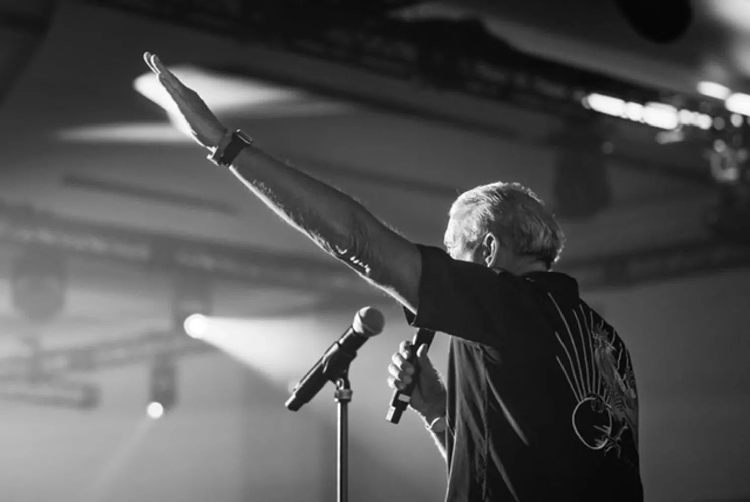 Bangkok Happy Bowl and Sushi Bar Kicks Off May with Nightly Live Hawaiian Music